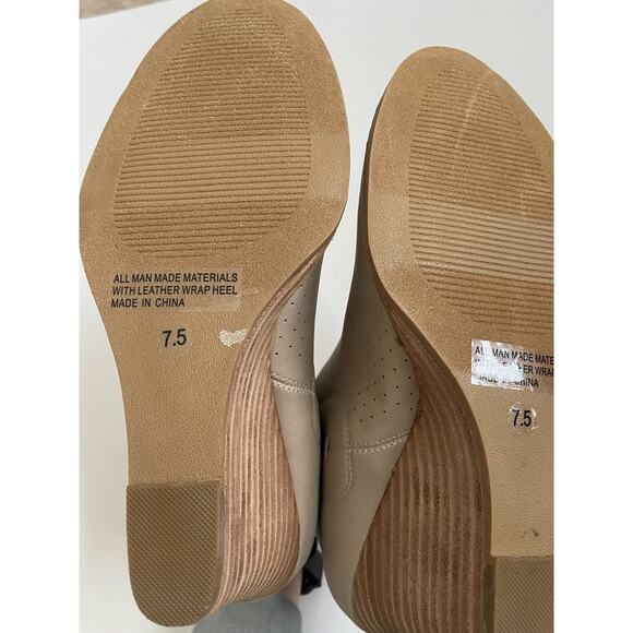 Dolce Vita Wedge Heeled Bootie Boots Tan Size 7.5 NEW - Picture 8 of 8